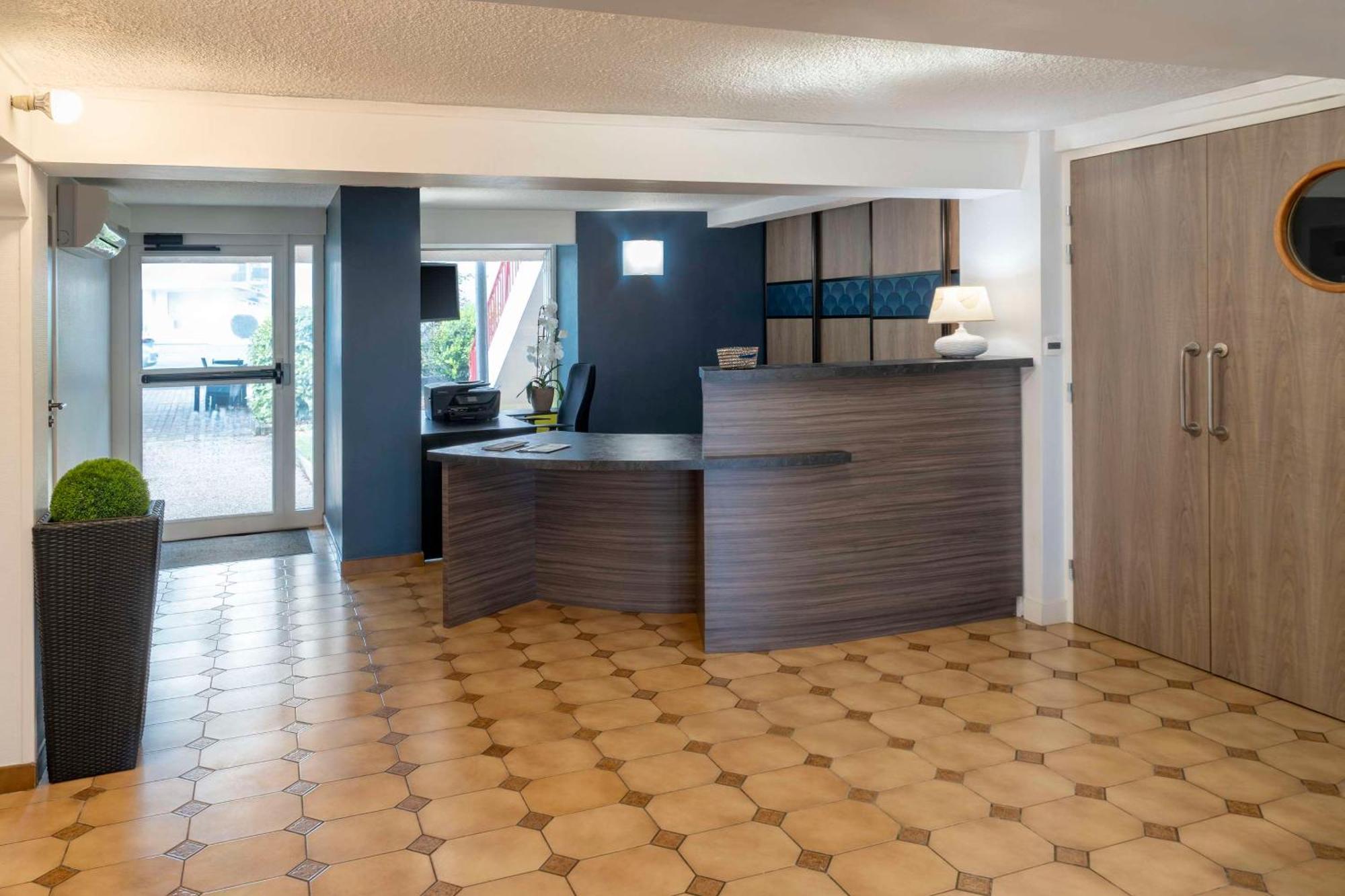 Sure Hotel By Best Western Сент Экстерьер фото