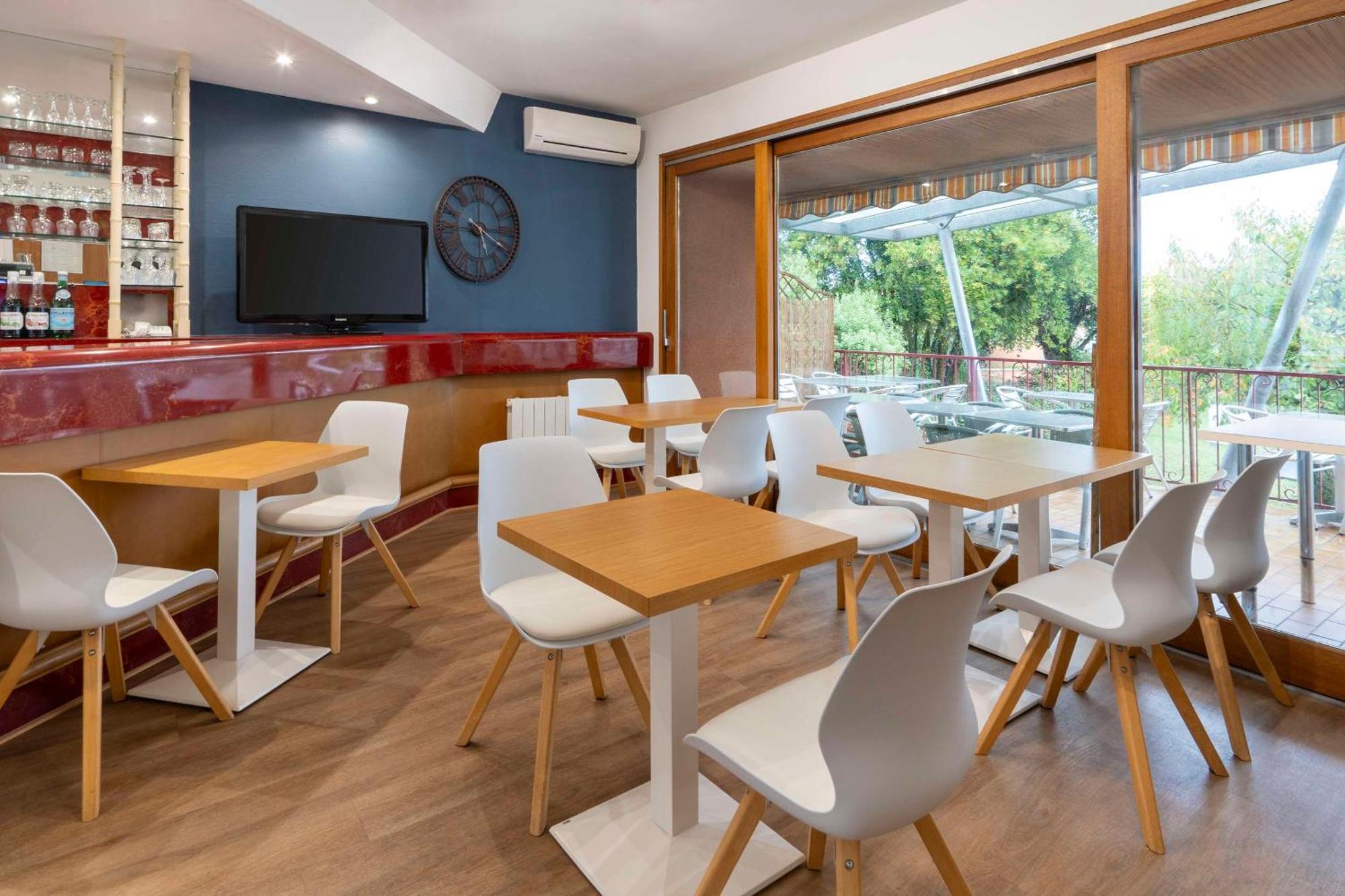 Sure Hotel By Best Western Сент Экстерьер фото